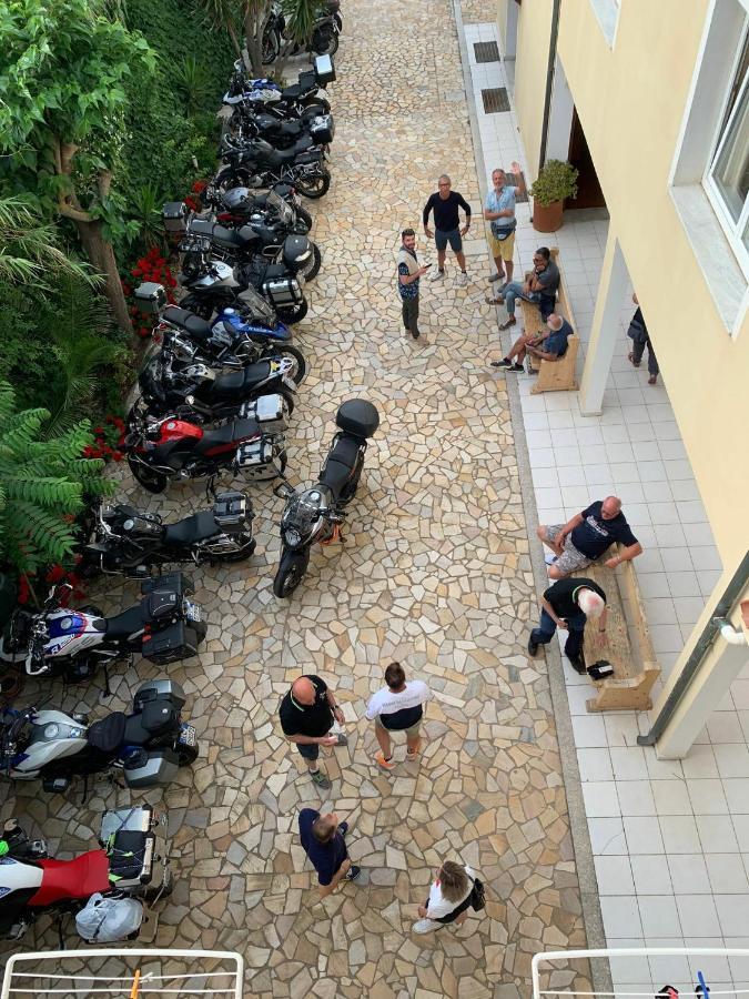 Meta Hotel Santa Teresa Gallura Luaran gambar
